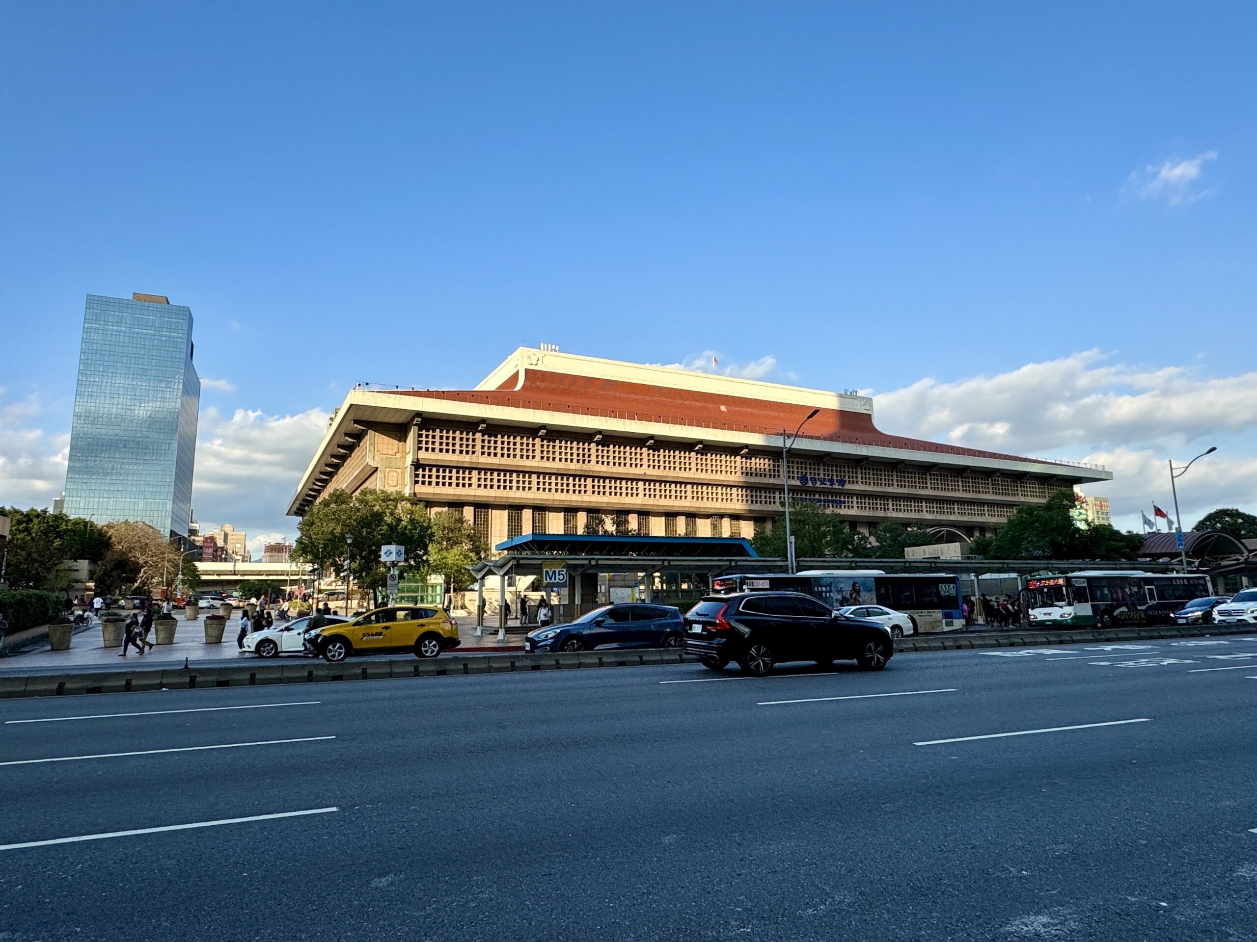 台北駅