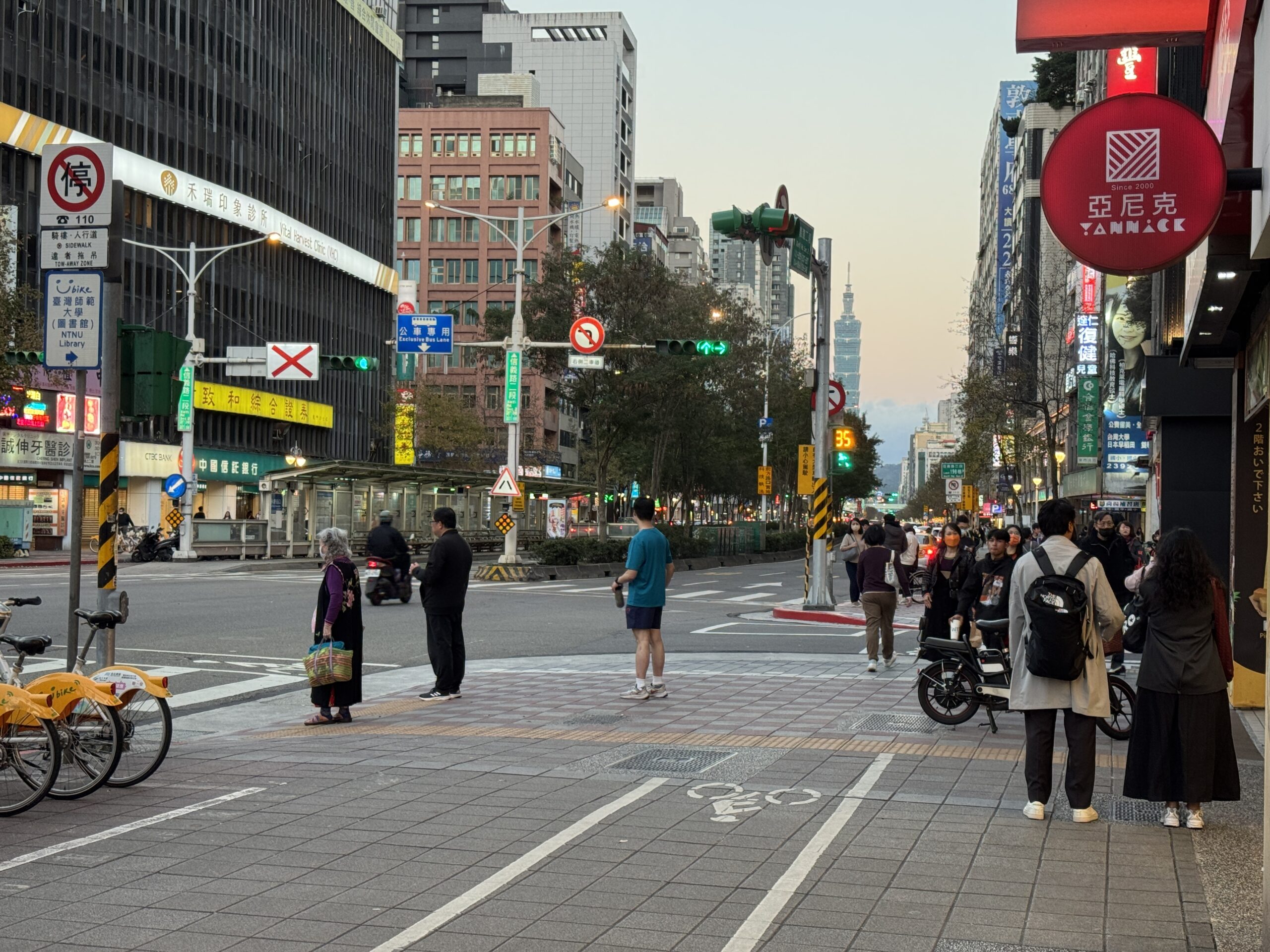 2月の東門